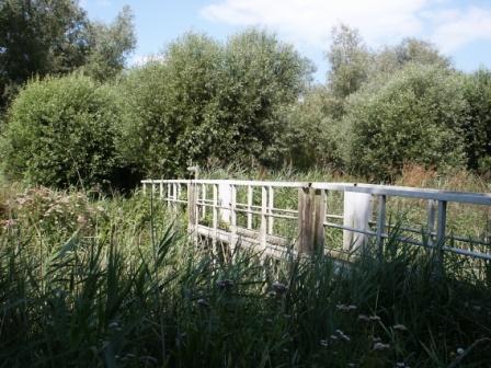 Footbridge across the Waveney